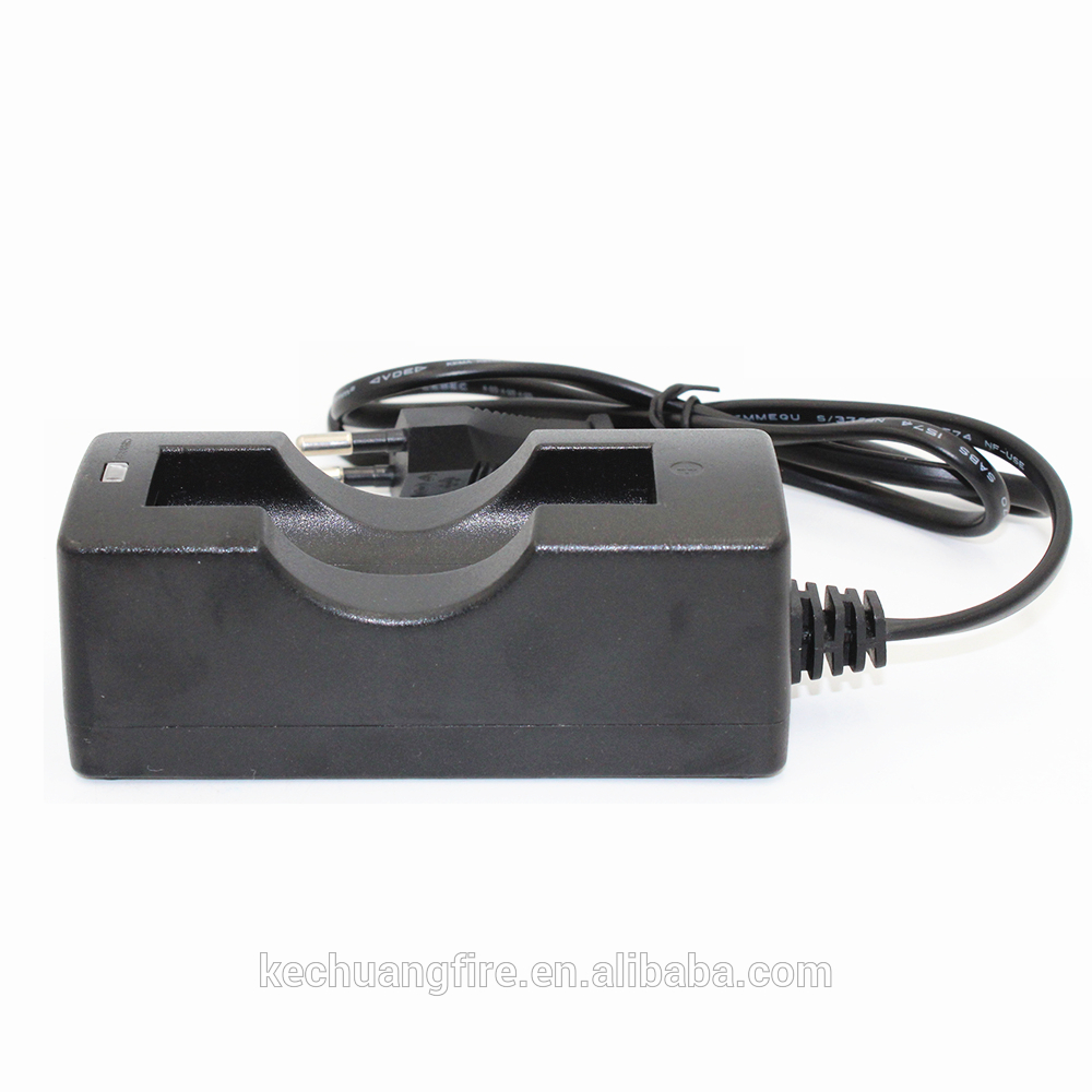 New 18650 Charger 100-240V AC Charging for Flashlight 18650 Li-ion Battery