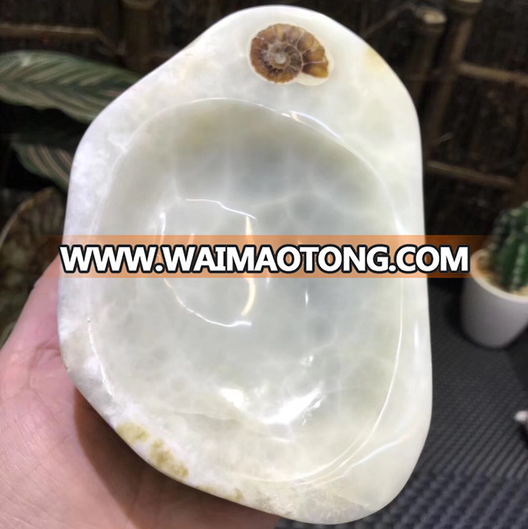 Wholesale Madagascar Natural white jade stone crystal ashtray for Home Ornament