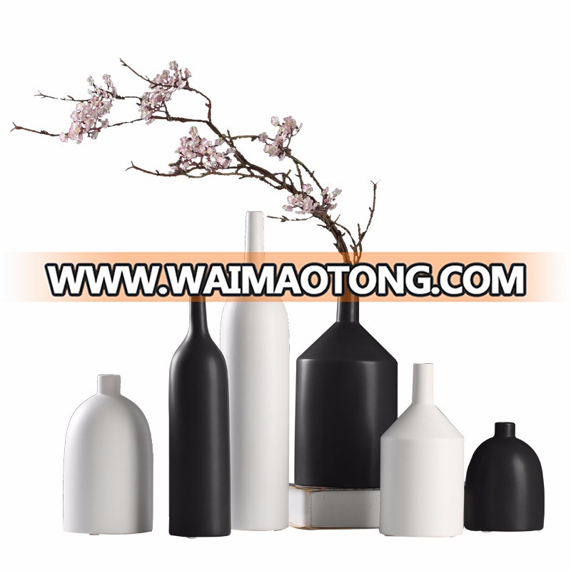 2017 Japanese style black and white matt decorative ceramic vases with flowers