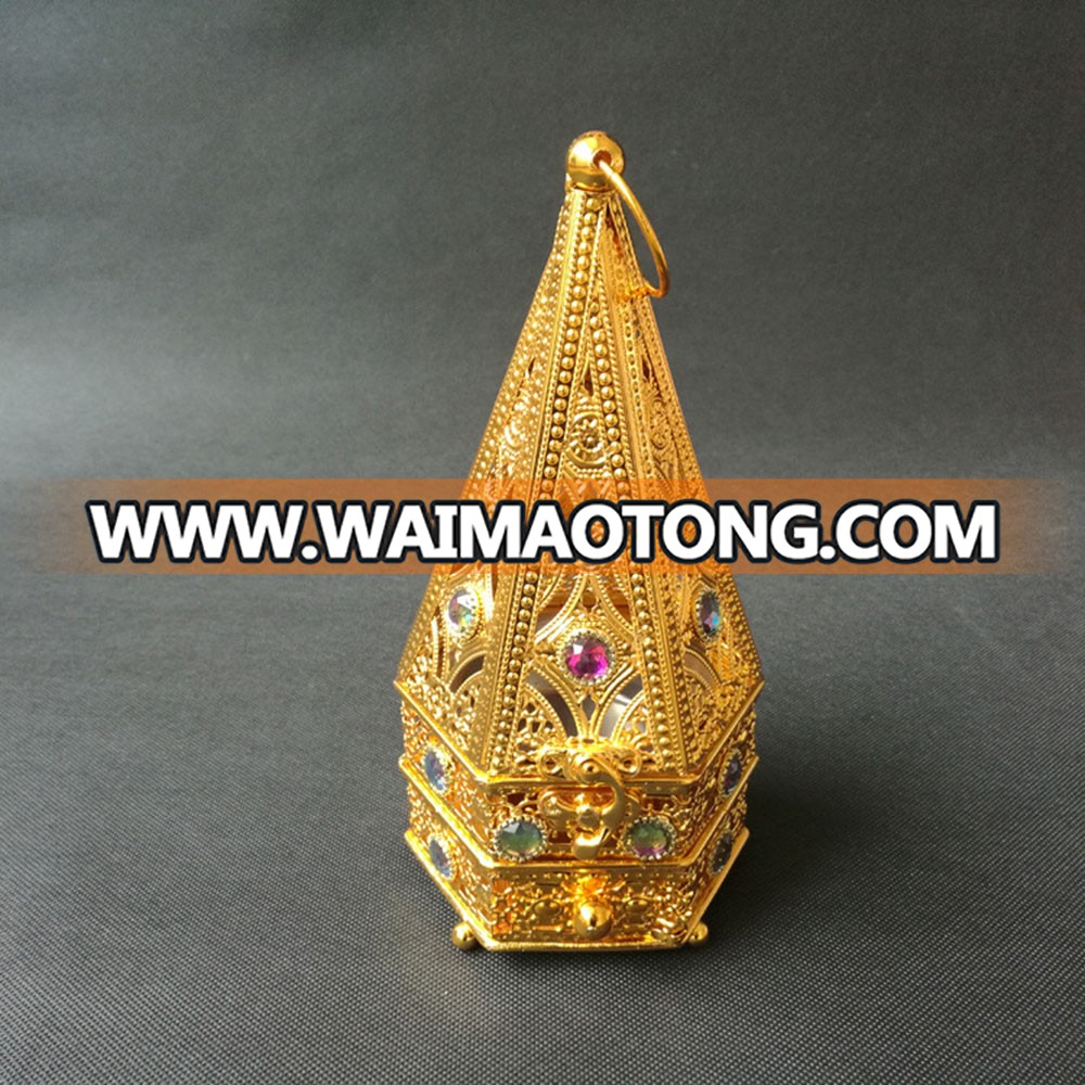 2017 Golden Promotional Wholesale Pyramid Incense Burner