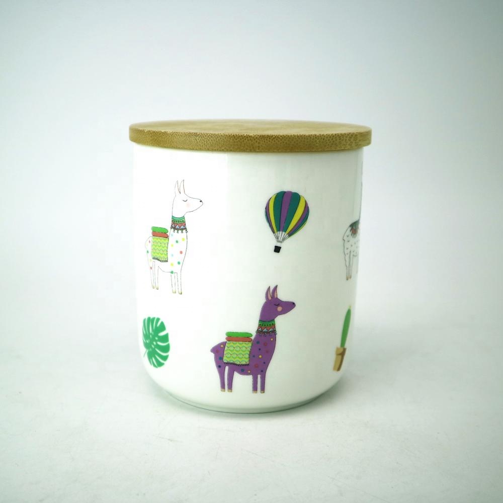 Custom Food Storage with Airtight Seal Bamboo Lid Ceramic Jar Llama desgin porcelain jar