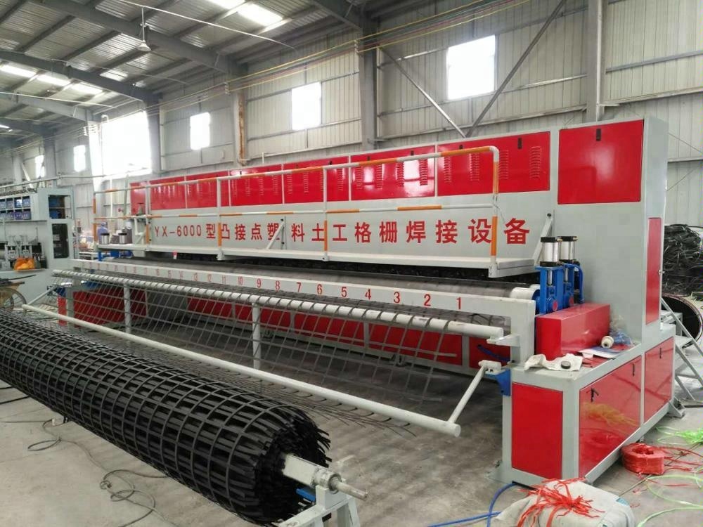 PET/Plastic geogrid equipment