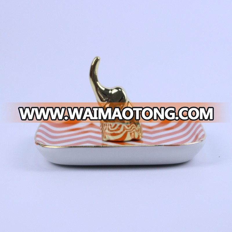 Cute gold  elephant ceramic earring holder from Dehua Factory