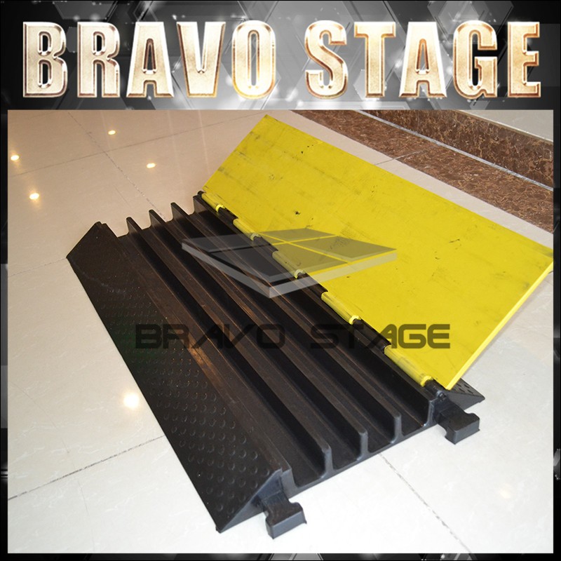 Bravo 4 Channel Cable Ramp