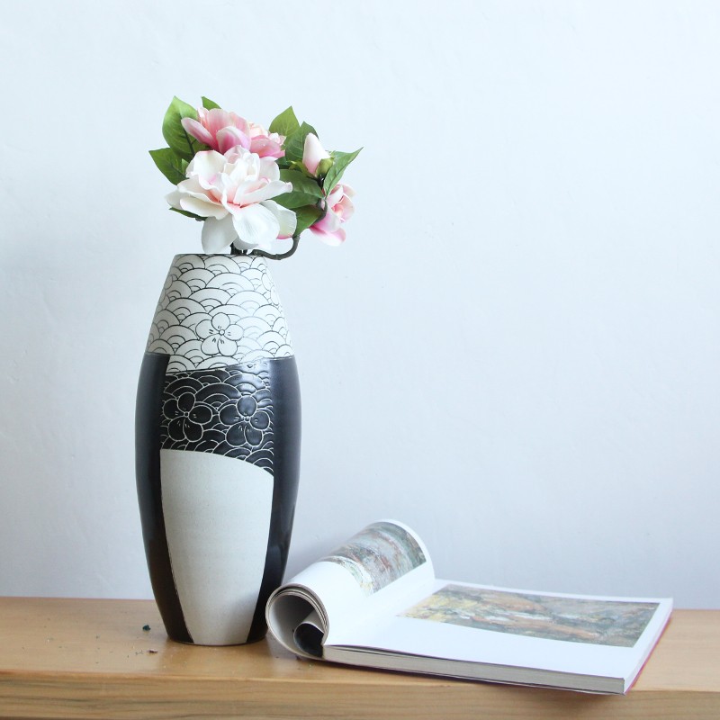 Chinese table home decoration ceramic flower geometric vase