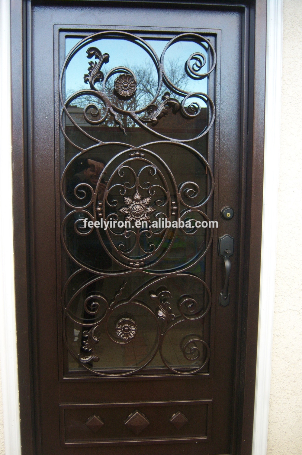 Classical Single Swing Iron Door FS-132