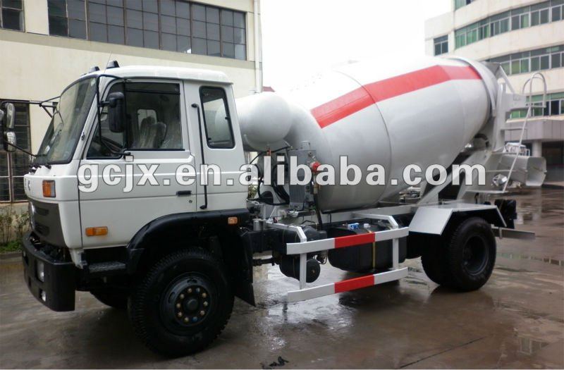 3CBM Diesel engine self loading concrete mixer