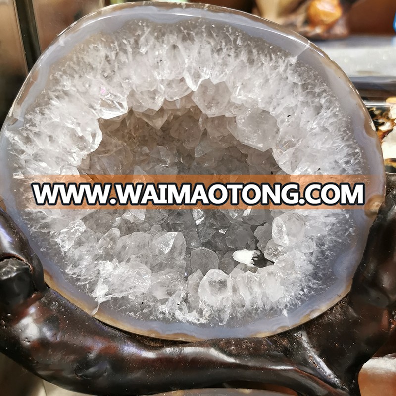 Sale Sop Quality Natrual clear crystal geode, crystal cornucopia for decoration