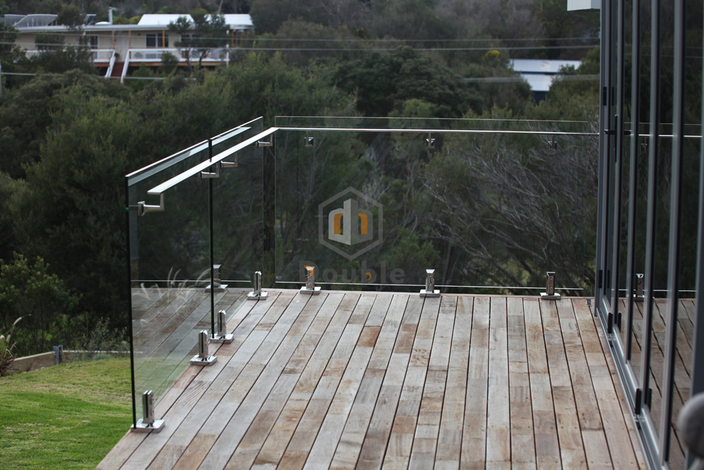 Stainless Steel glass clamp frameless glass balustrade/ railing system