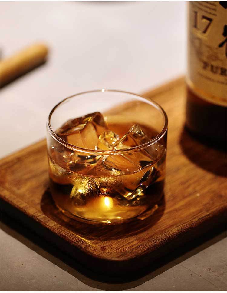 New Arrival 120ml Handmade Borosilicate Glass Drinking Cup With Wooden Tray For Tea or Whisky