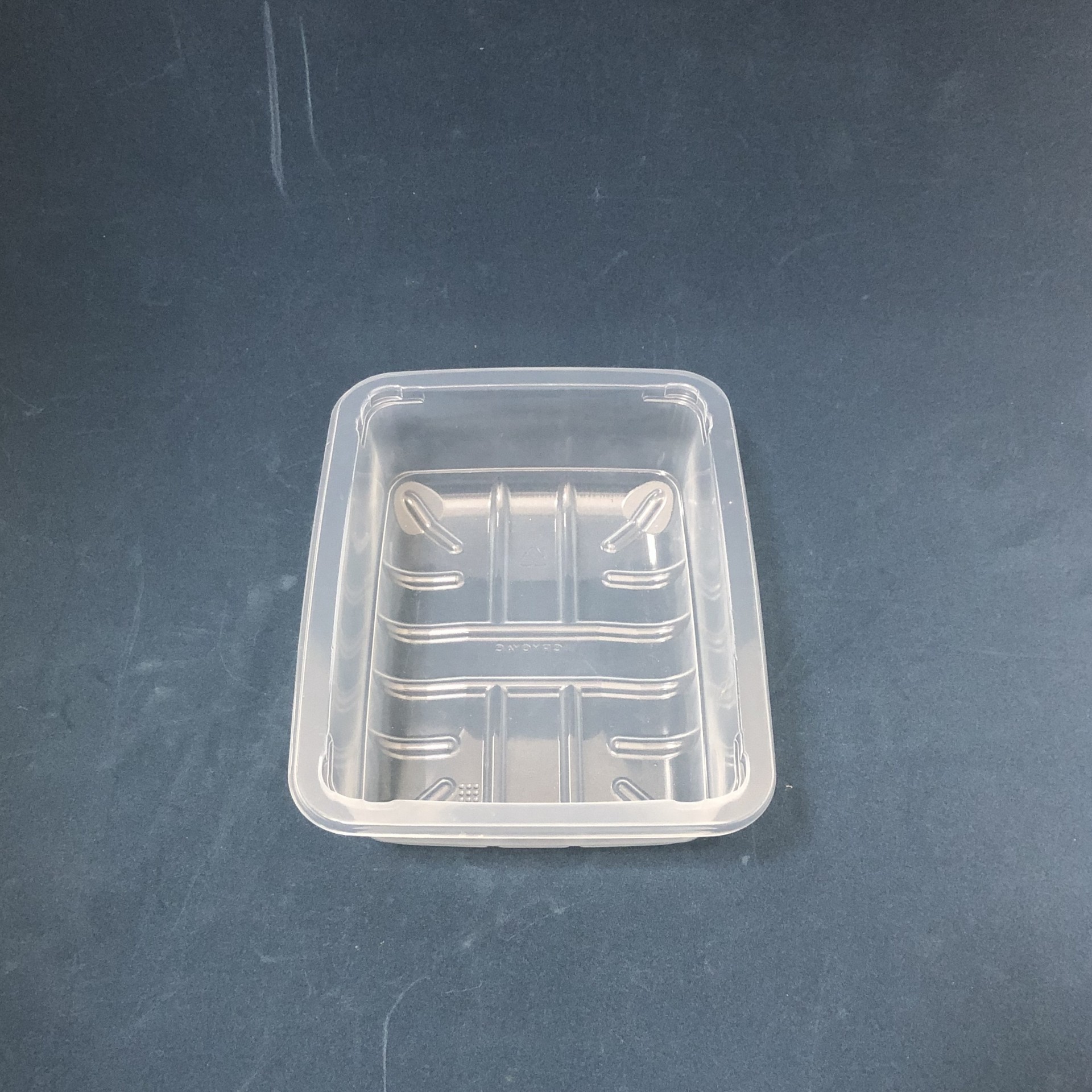 transparents  PET clamshell fruit packaging trays