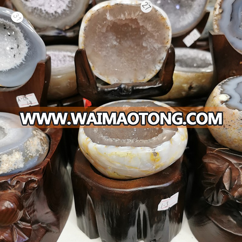 Wholesale 100% Natural Agate Cave Crystal Geodes Agate Cornucopia for Decoration