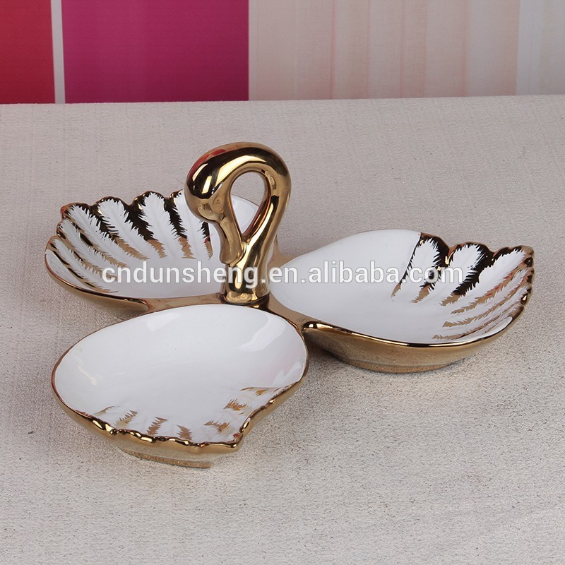 chaozhou handicraft single swan decor ceramic three compartment plate for dry fruit