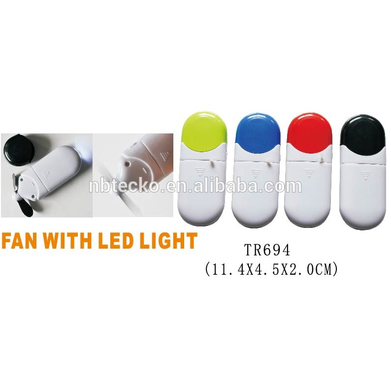 Plastic battery power travel handheld mini fan with lid