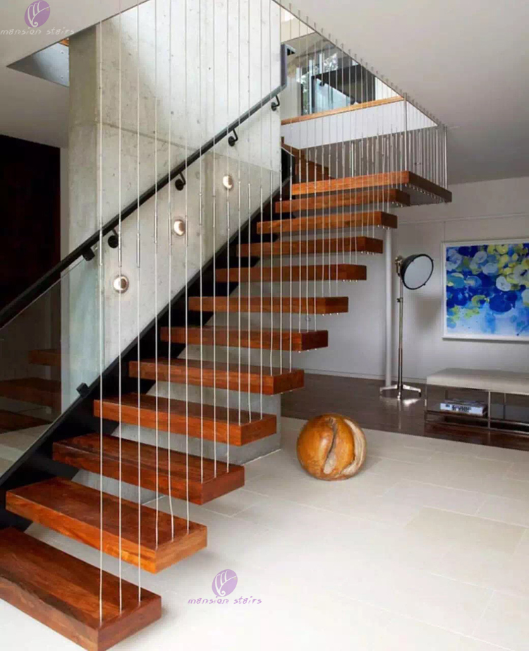 Modern Floating Stairs with stringer invisible