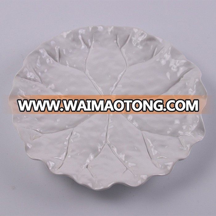 Factory sale round leaf shape ceramic plates