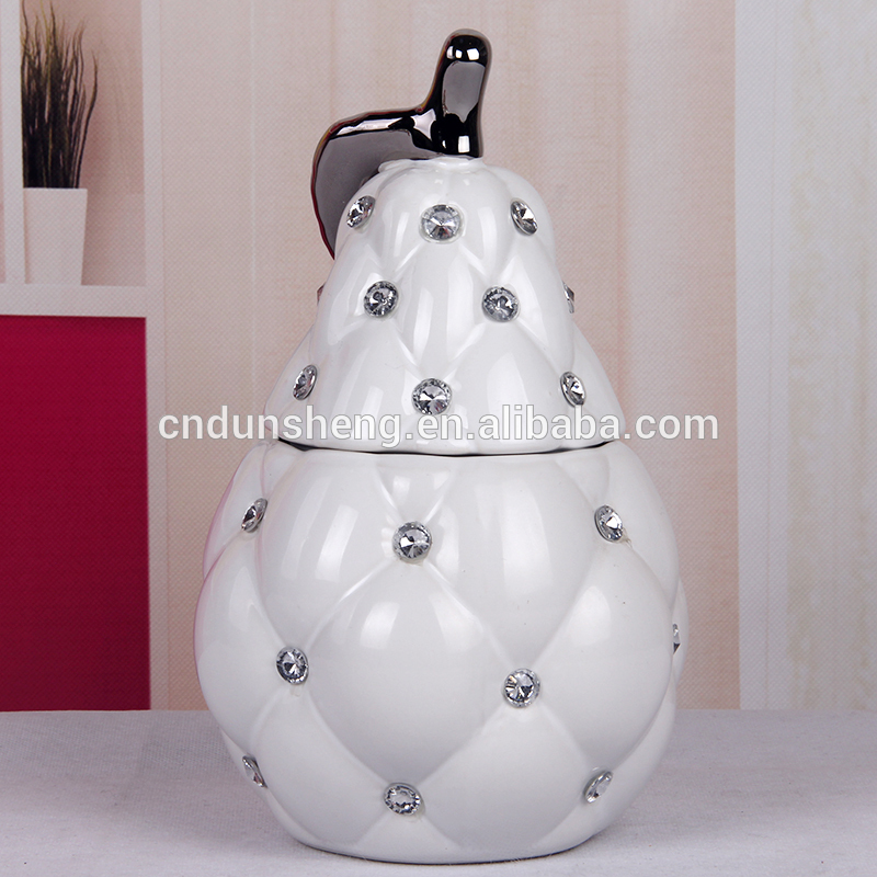 fruit decoration arts and crafts wholesale ceramic decorative pear jar for parlour