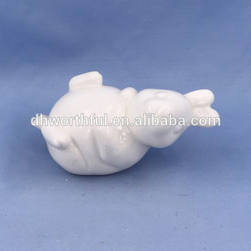 Handmade ceramic rabbit figurines for easter gift,High quality ceramic rabbit statue,Lovely ceramic rabbit decor wholesale