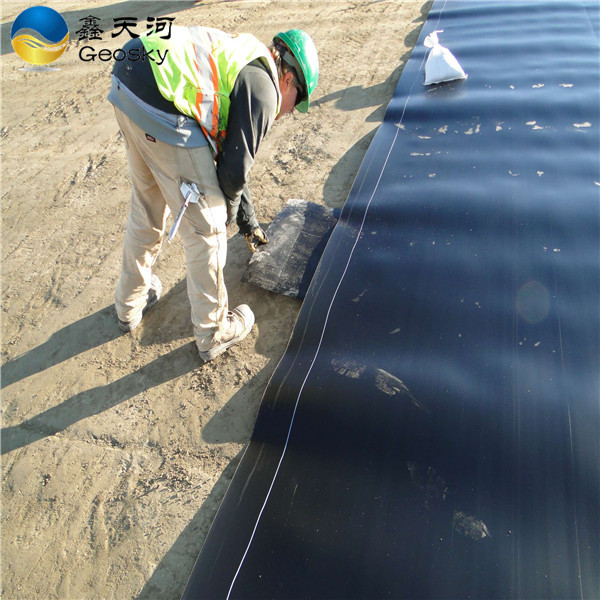 0.5mm  fish farm hdpe geomembrane / shrimp pond liner / fish tank liner