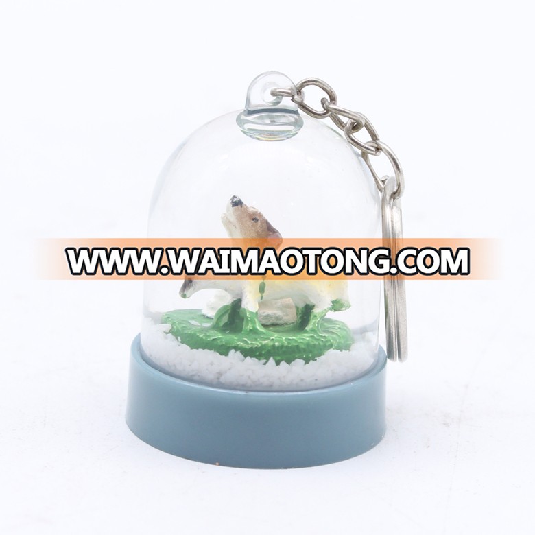 Customized personal design animal plastic keychain snow globe