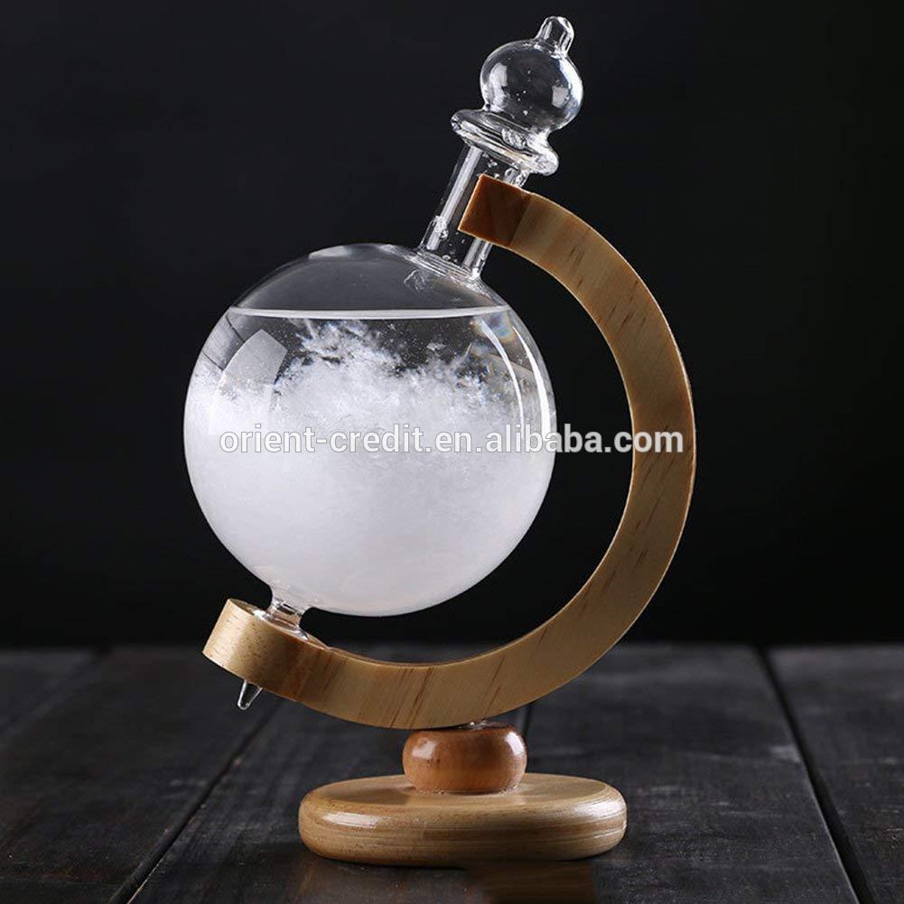 2019 Premium Home Decor Creative Weather Forecast Crystal Revolving Globe Shape Storm Glass Christmas Gift