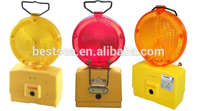 Traffic warning light plastic, yellow/red barricade light