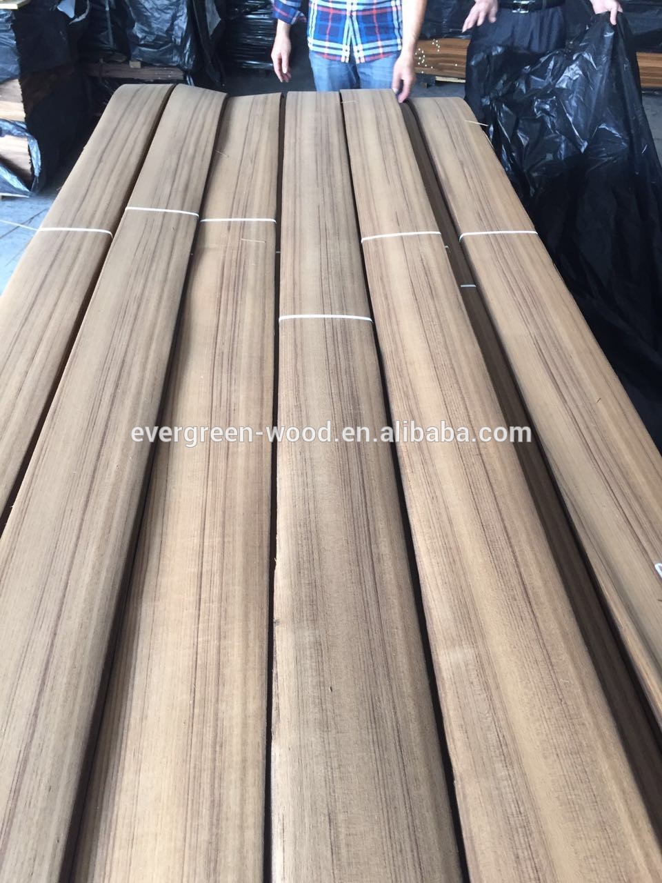 A grade furniture face teak veneer