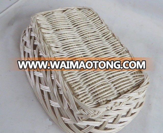 Handicraft sets customized colored cheap wicker bread baskets