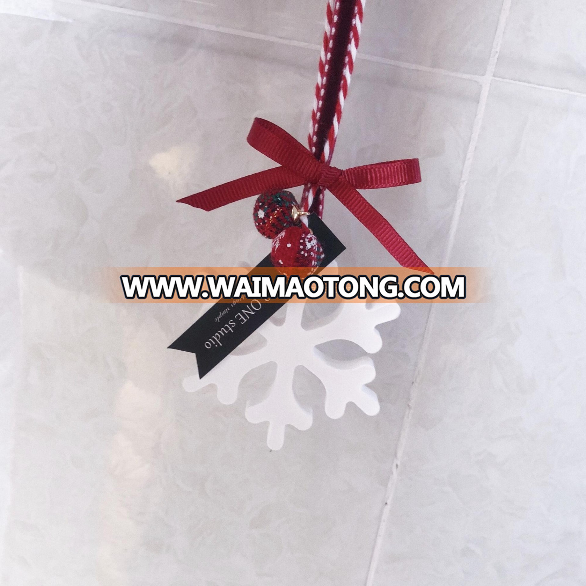 Christmas hanging decoration snowflake ceramic diffuser perfume plaster scented stones