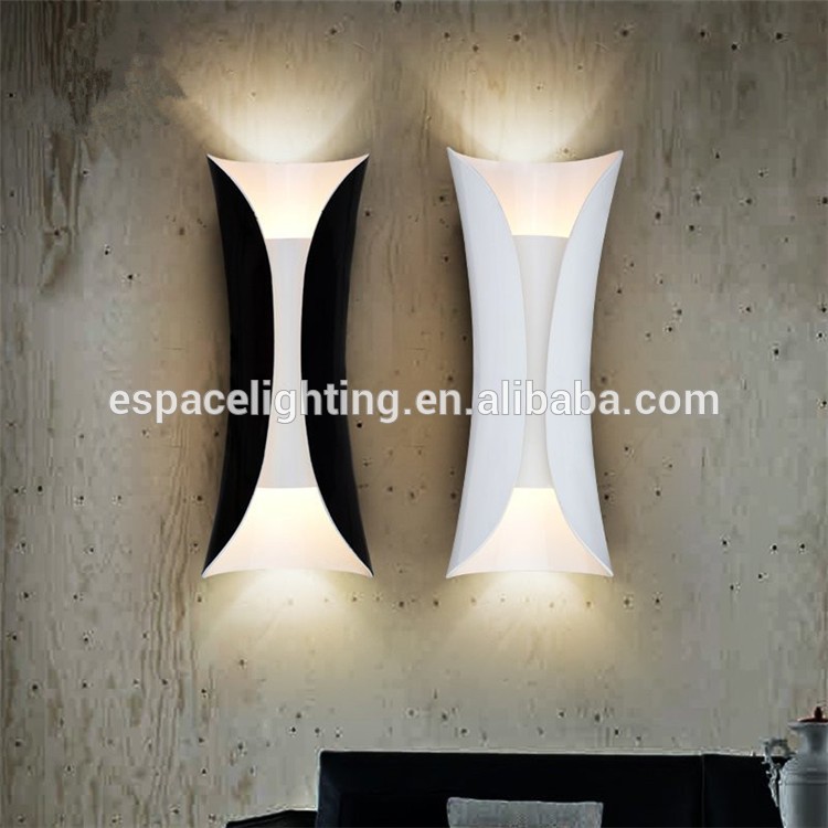 Modern iron bedside decorative wall lamp white/black wall light