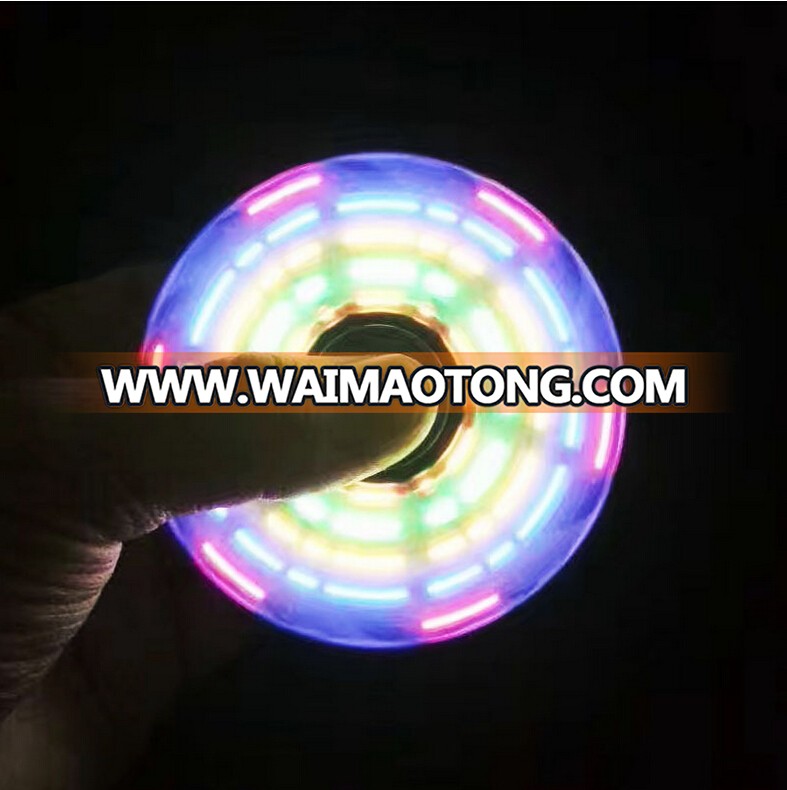 2017 Hot sales Plastic LED fidget spinner with 608 bearings wholesale China factory price