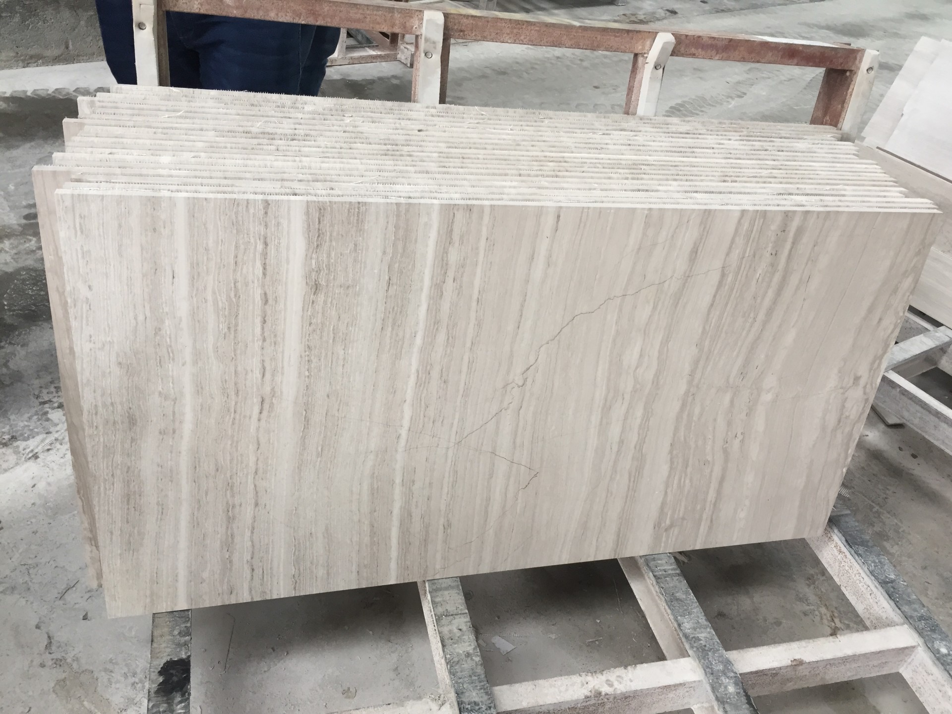 New material White wooden marble polished marble good price