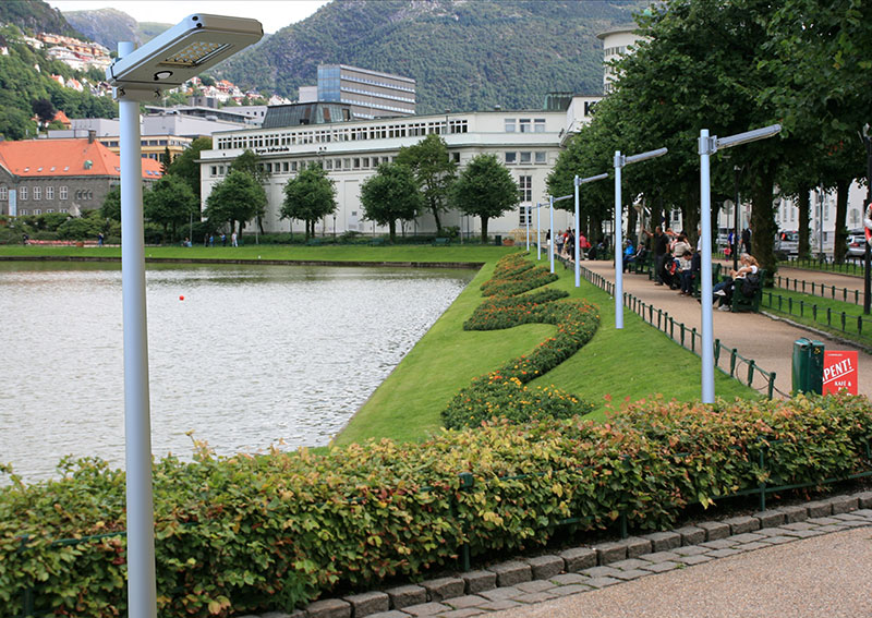 Shenzhen factory energy-saving solar powered outdoor street lights led