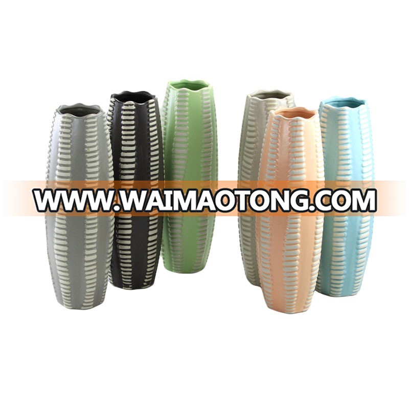 Wholesale custom modern ceramic decoration vases with different styles