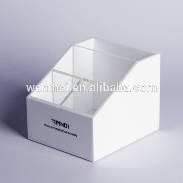 clear acrylic box