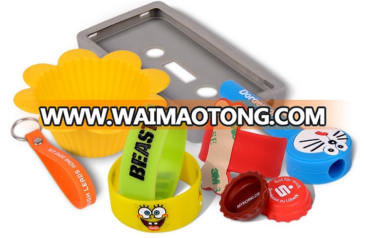 Personalized silicone wristband keychain/ Customized Cheap Mix Color Silicone Keychains