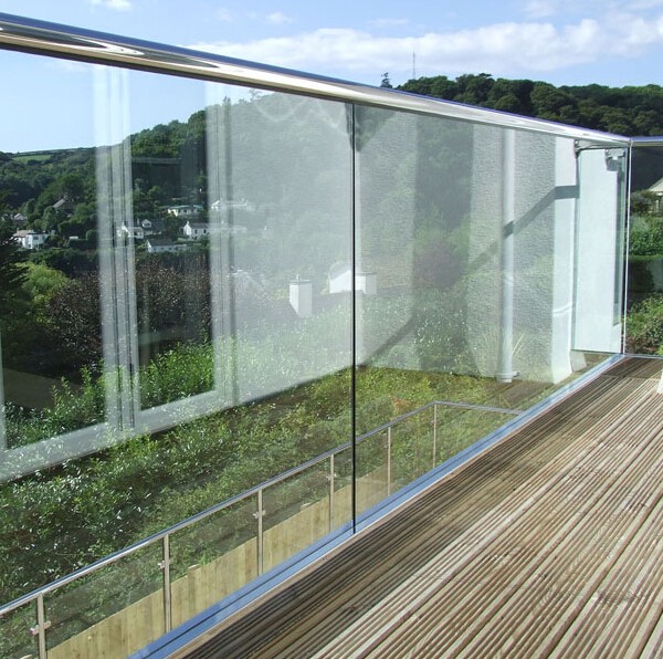 indoor Stainless steel U channel glass rails frameless glass balustrade with stainless hand