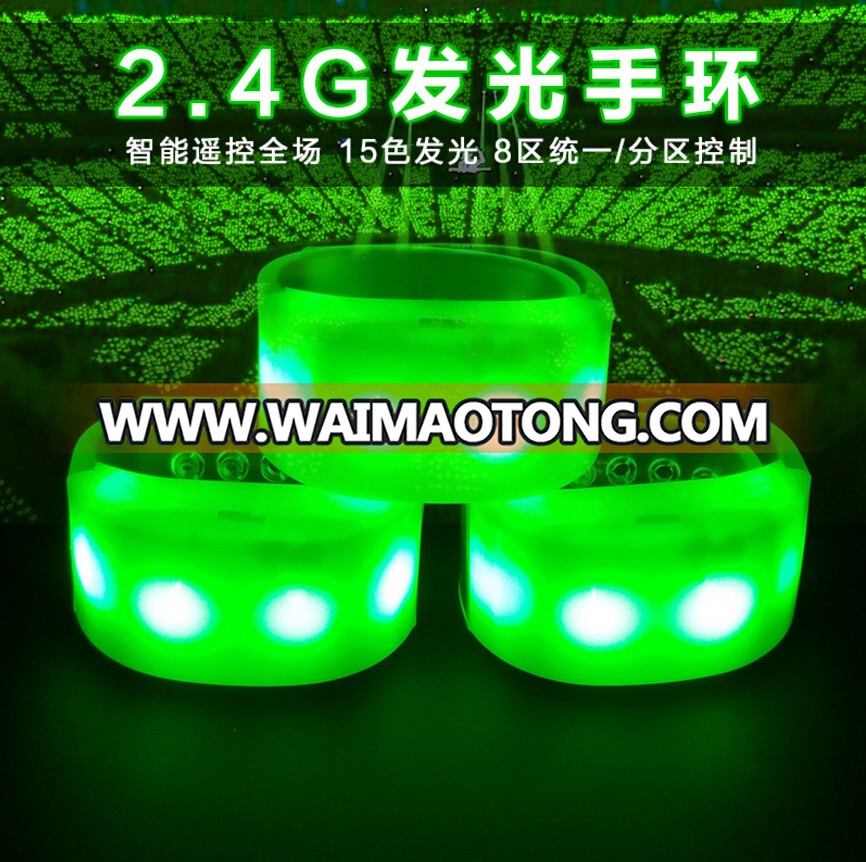 DMX 2.4Gprogrammable remote control led bracelets,Big party wireless remote control led bracelets DMX China factory