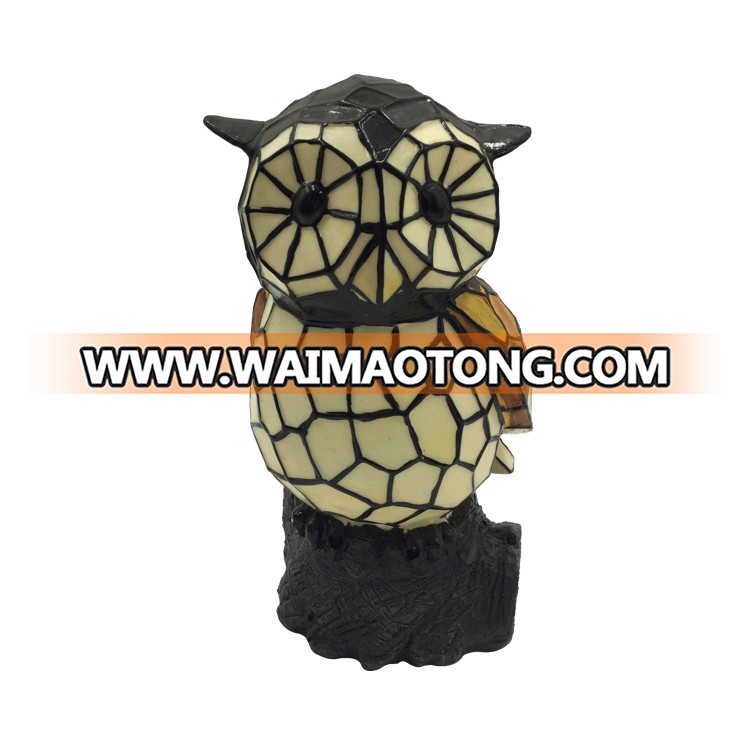 Wholesale Garden Figures Carved Resin Owl Decorative