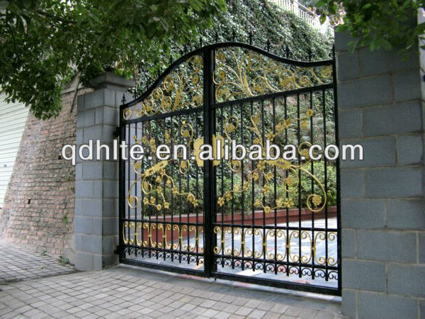 Automated antique wrought iron gate beautiful design for home