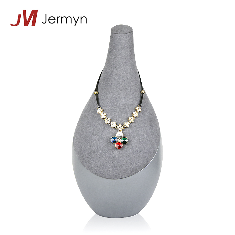 China Supplier Grey Resin Suede Jewellery Display Stand Necklace Busts