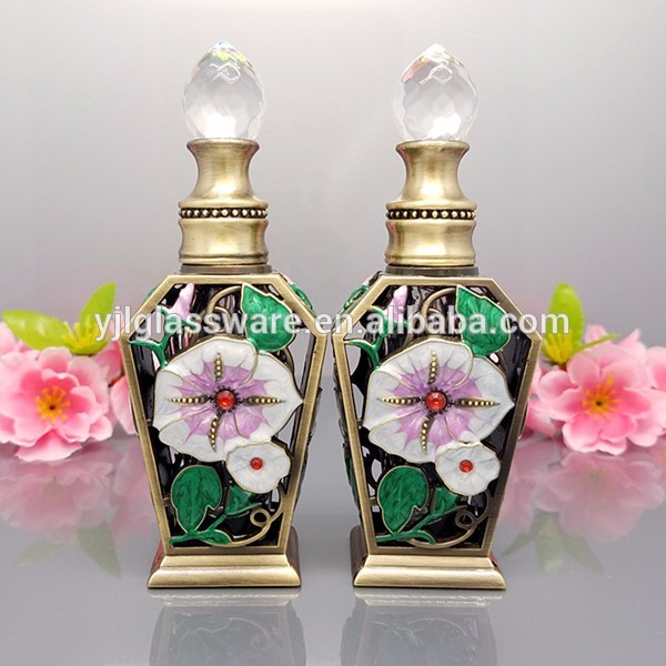 wholesale price elegant design decorative 12ml empty glass bottles for essential oils