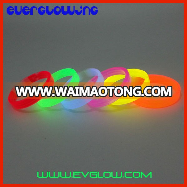 wide glow bangle for party