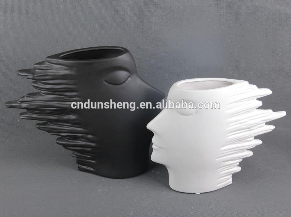 Wholesale 2-Pieces Set flat Ceramic Abstract Head Shaped Vase , home supplies