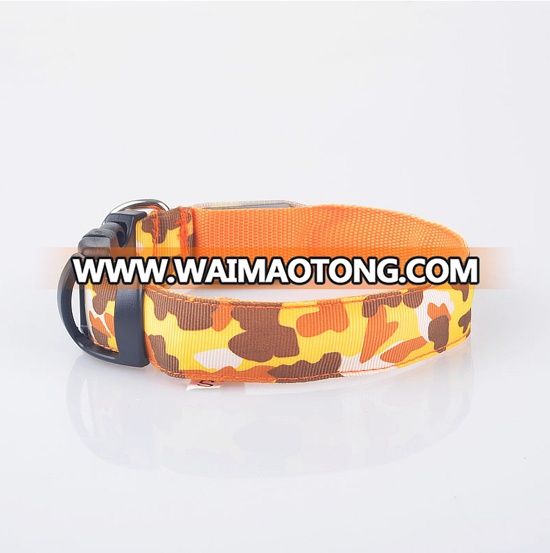 The pet collar/codes of the wholesale luminous exchangeable battery are complete /