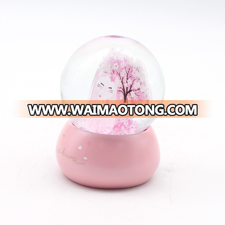 OEM Personalized Handmade Resin Water Globe Custom Plastic Interior  Glass Snow Globe