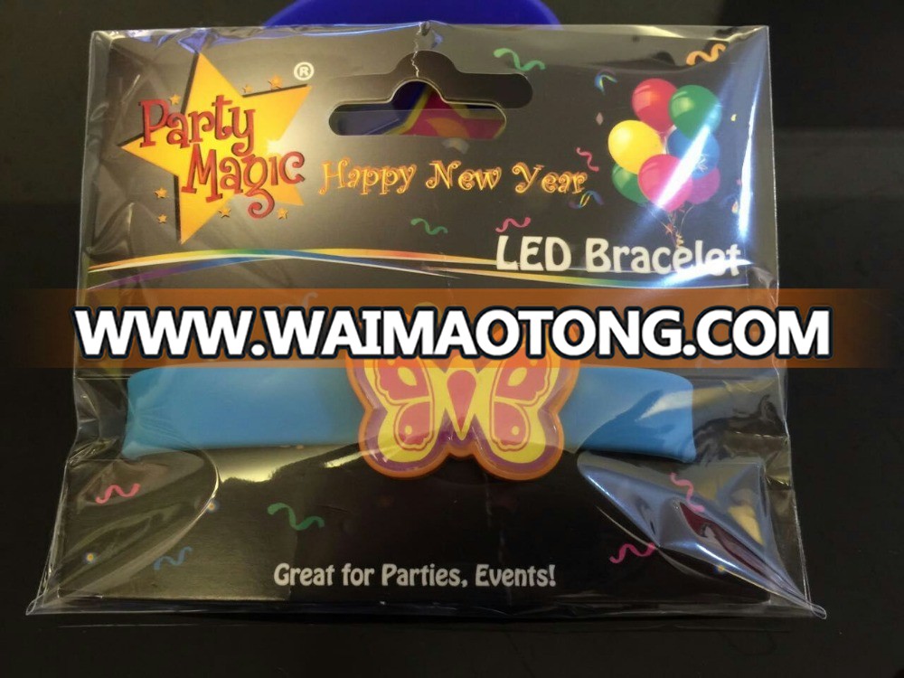 2017 factory hot sell cheaper LED silicone bracelet flashing light