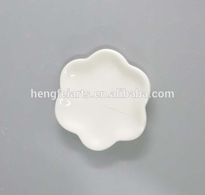 simple modern design decoration ring dish ceramic heart shaped jewelry tray