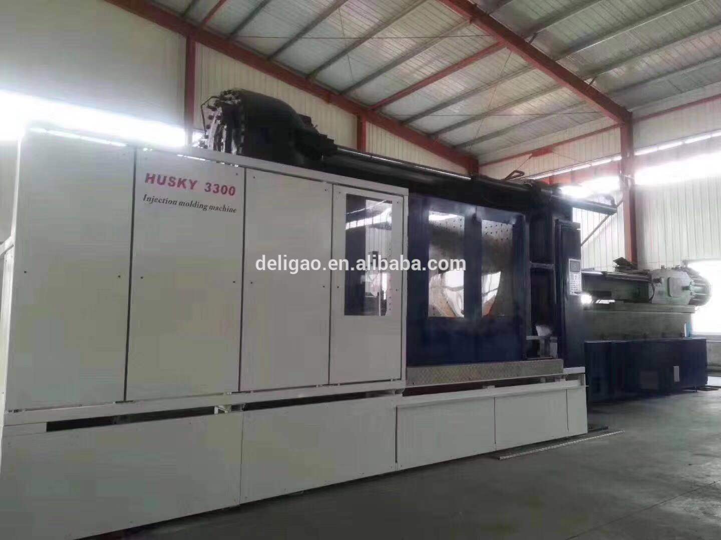 European brand  HUSKY3300 Used injection molding machine