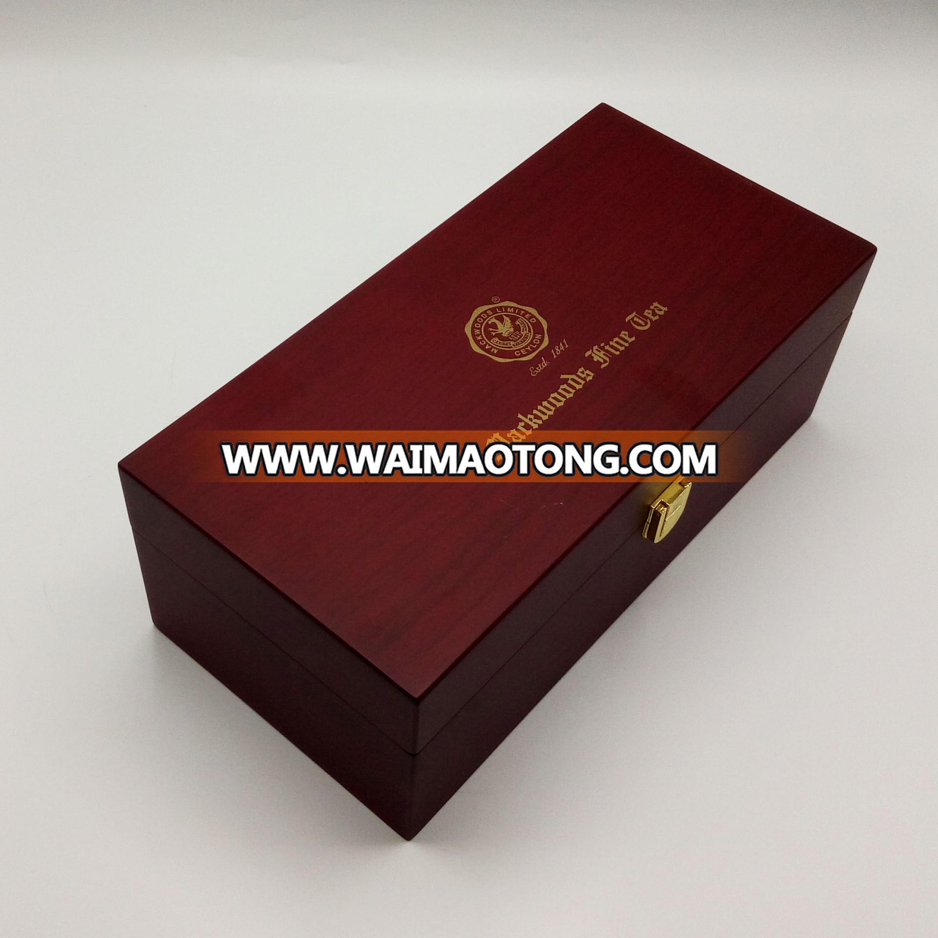 Pop  new Chinese style simple and durable wooden  red jewelry necklace box